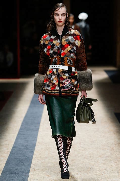 prada zaino collezzio 2016|prada fashion show 2016.